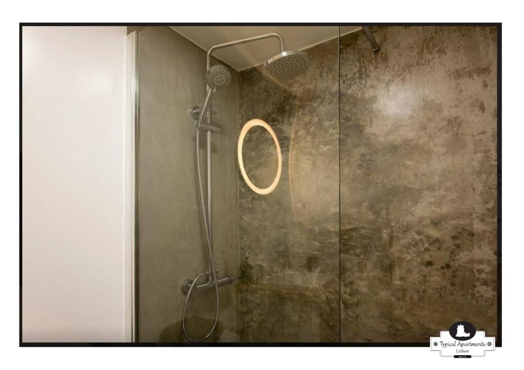 Canto Do 28, Typical Apartment Lisbona Esterno foto